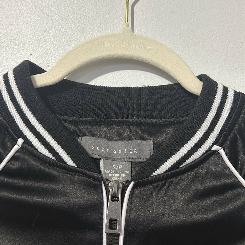 Bomber jacket - Picture 6 of 7